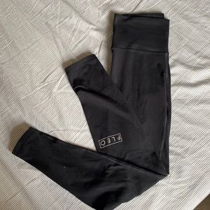 Fleo El Toro 25” Romey Black Leggings -Small